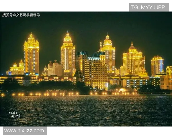 足球巨星畅游上海夜景感受城市魅力与文化交融